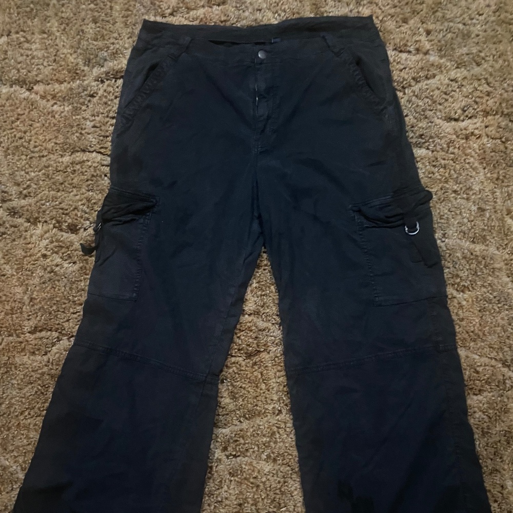 American Eagle Wide Leg Cargo Pants